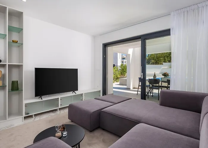 3 Bedroom Cozy In Lejlighed *