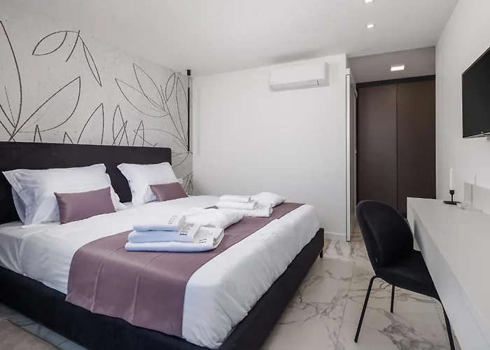 3 Bedroom Cozy In * Malinska