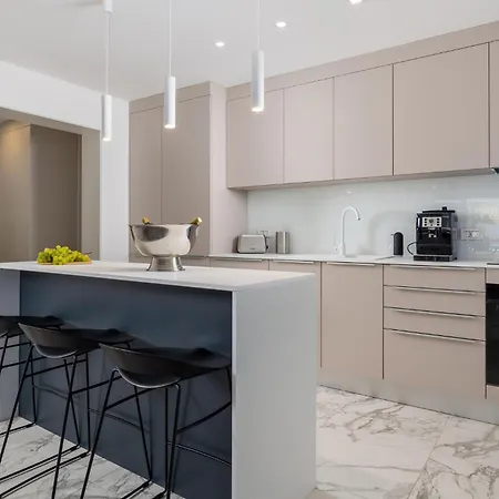 3 Bedroom Cozy In * 马林斯卡