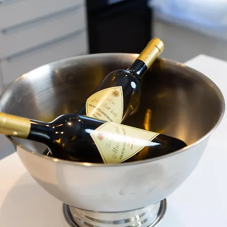 3 Bedroom Cozy In * 马林斯卡