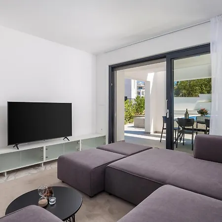 3 Bedroom Cozy In 公寓 *