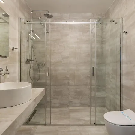 公寓 3 Bedroom Cozy In 马林斯卡