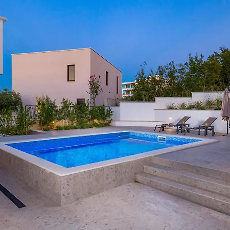 Pet Friendly In * Malinska